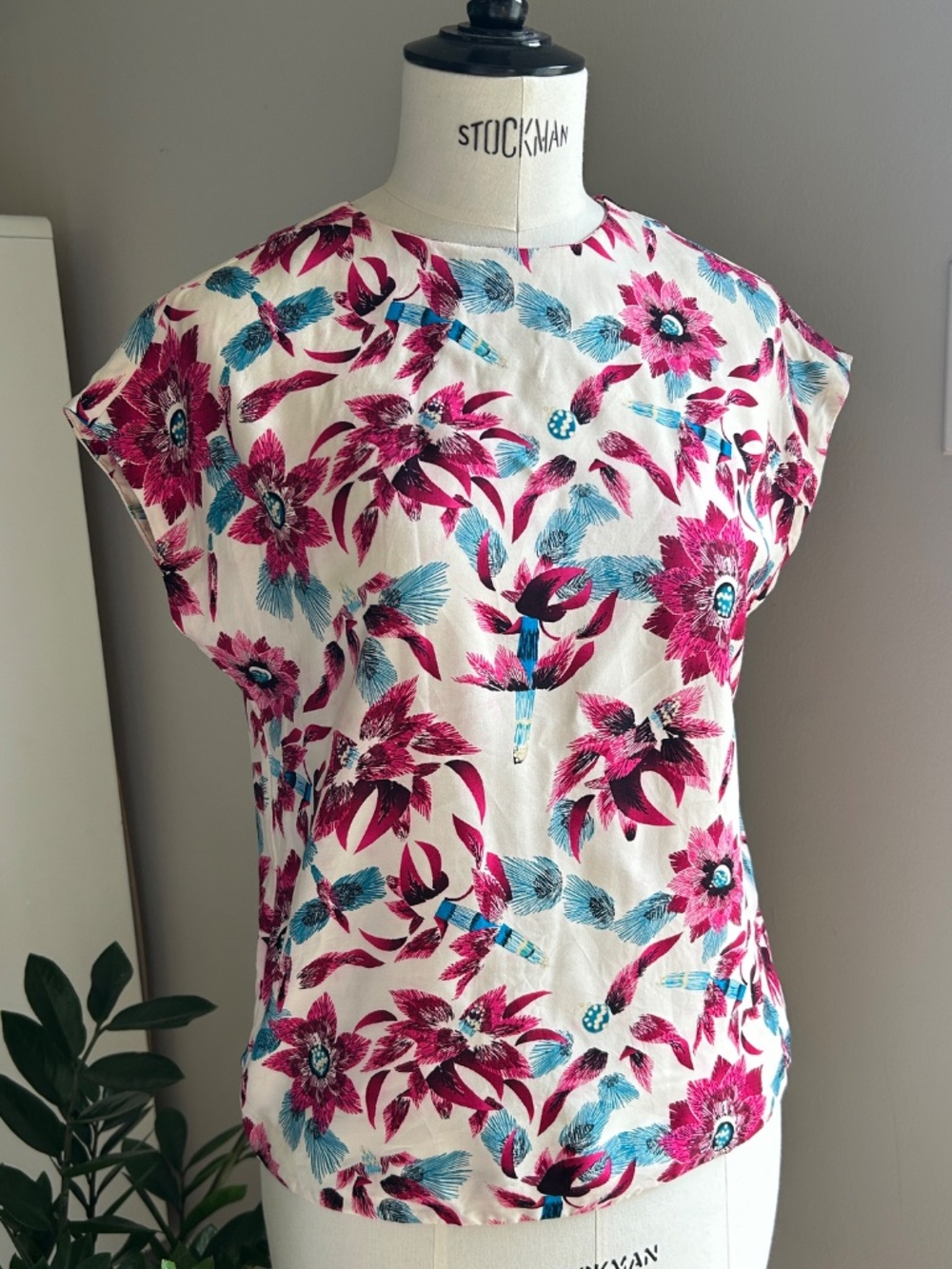 & Other Stories Paris Atelier Vibrant Floral Botanical Blouse Cream Magenta Blue